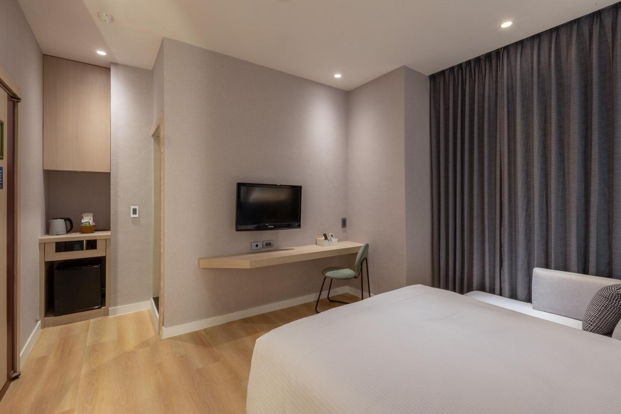 Fu Hsiang Hotel Yilan Værelse billede
